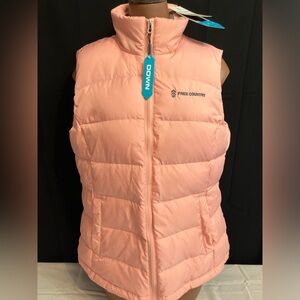 FREE COUNTRY Woman’s Peach/Pink Sleeveless Down Zipper Best Size Medium Nwt